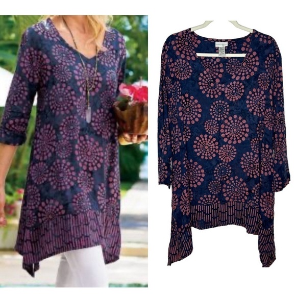 Soft Surroundings Printed V-Neck Asymmetric Tunic - Picture 2 of 13
